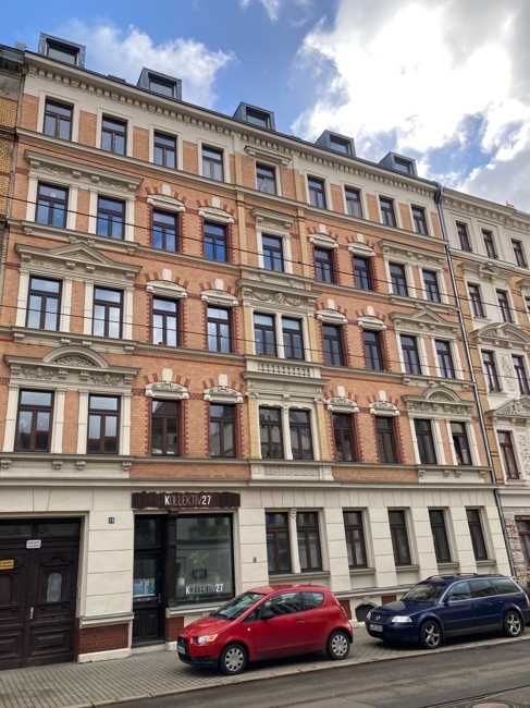 +++5 Zimmer-Wohnung mit zwei Bädern im sanierten Altbau+++ – Leipzig / Volkmarsdorf – Vorschaubild 2