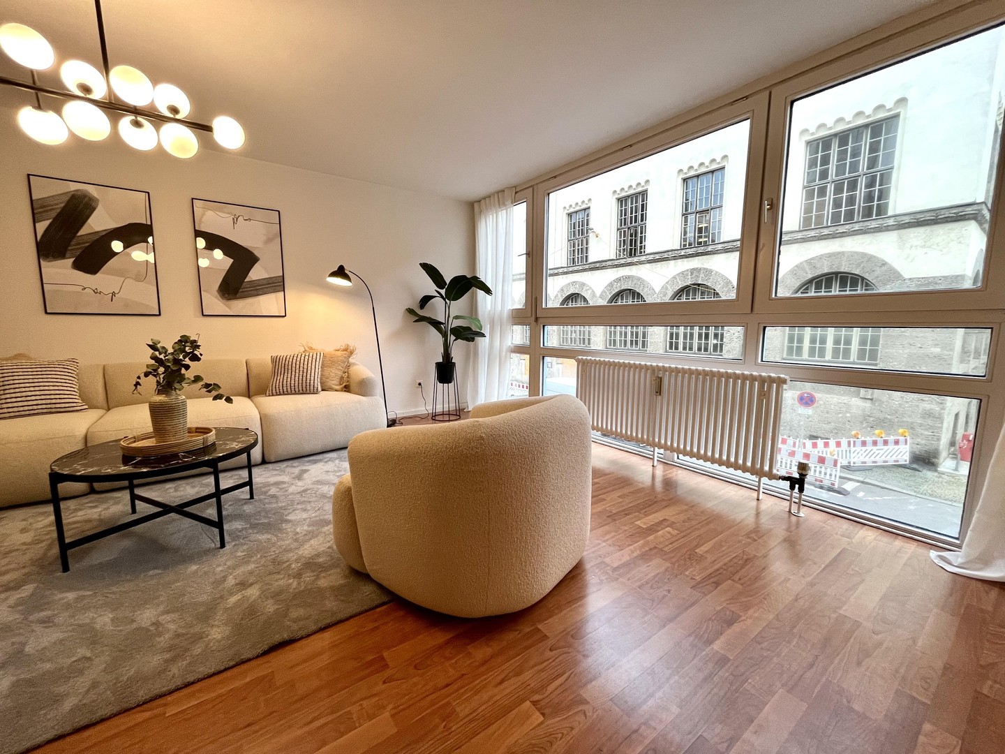 Sanierte 4,5-Zi.-Wohnung direkt an der LMU | Maxvorstadt | Perfekt für Familie oder WG (>3,8%) – München – Vorschaubild 4