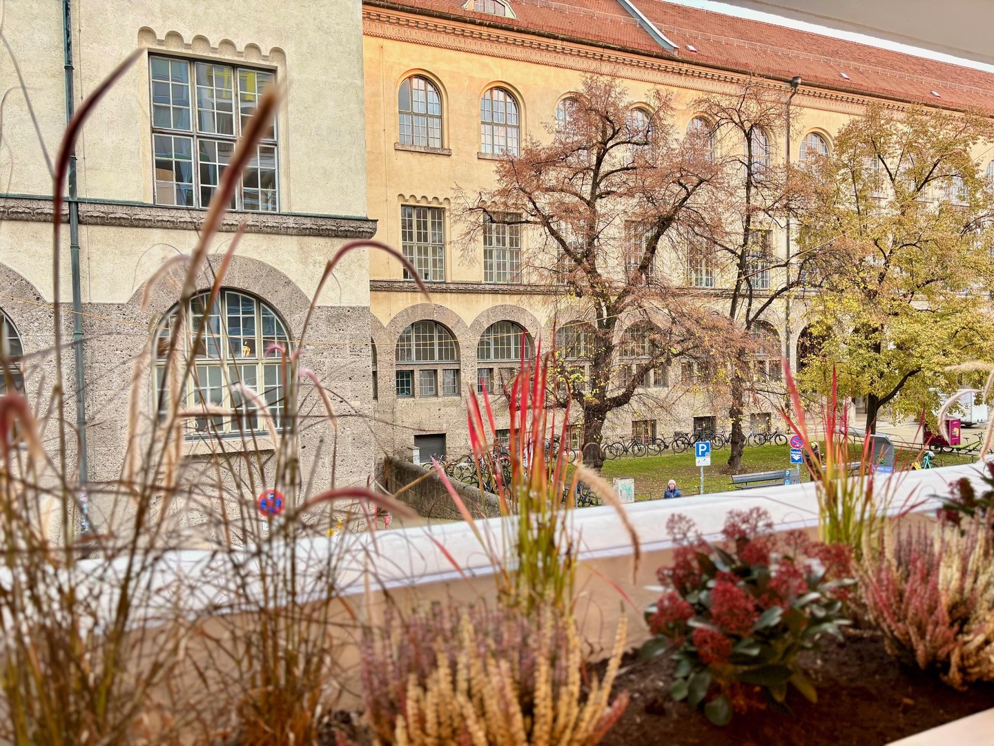 Sanierte 4,5-Zi.-Wohnung direkt an der LMU | Maxvorstadt | Perfekt für Familie oder WG (>3,8%) – München – Vorschaubild 5