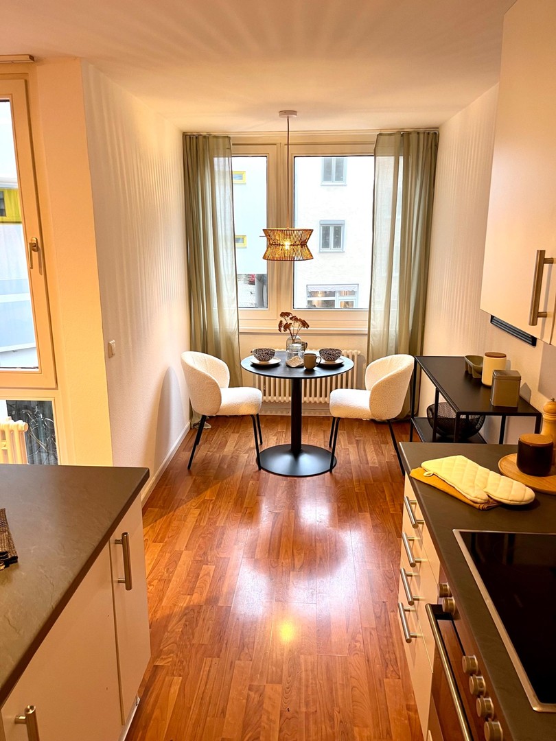 Sanierte 4,5-Zi.-Wohnung direkt an der LMU | Maxvorstadt | Perfekt für Familie oder WG (>3,8%) – München – Vorschaubild 6