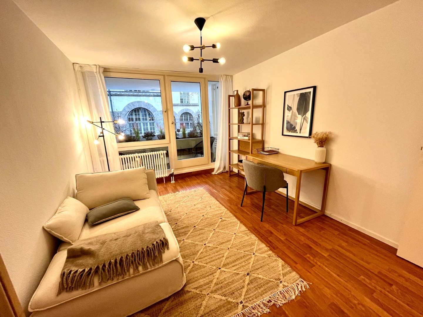 Sanierte 4,5-Zi.-Wohnung direkt an der LMU | Maxvorstadt | Perfekt für Familie oder WG (>3,8%) – München – Vorschaubild 7