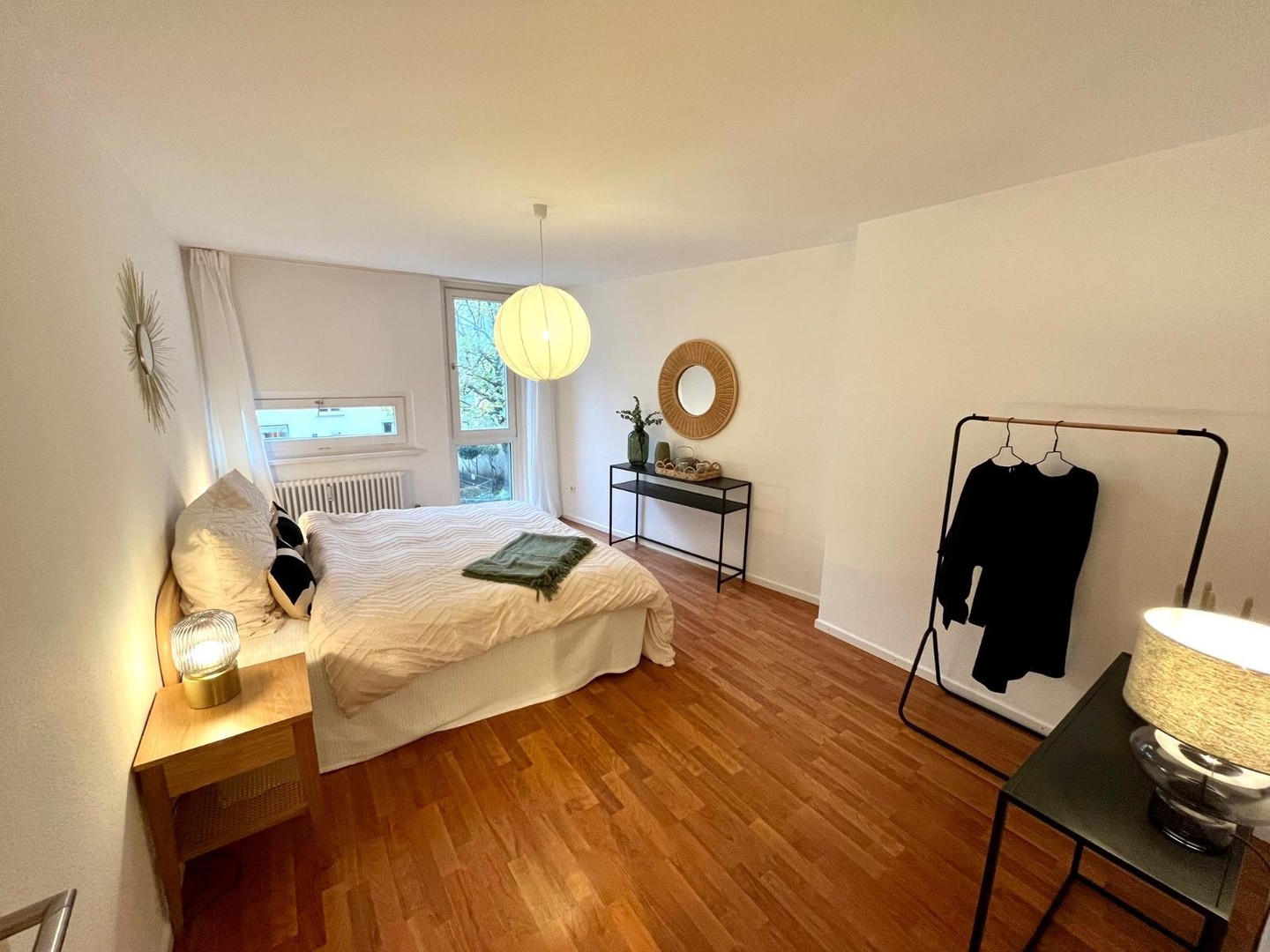 Sanierte 4,5-Zi.-Wohnung direkt an der LMU | Maxvorstadt | Perfekt für Familie oder WG (>3,8%) – München – Vorschaubild 8