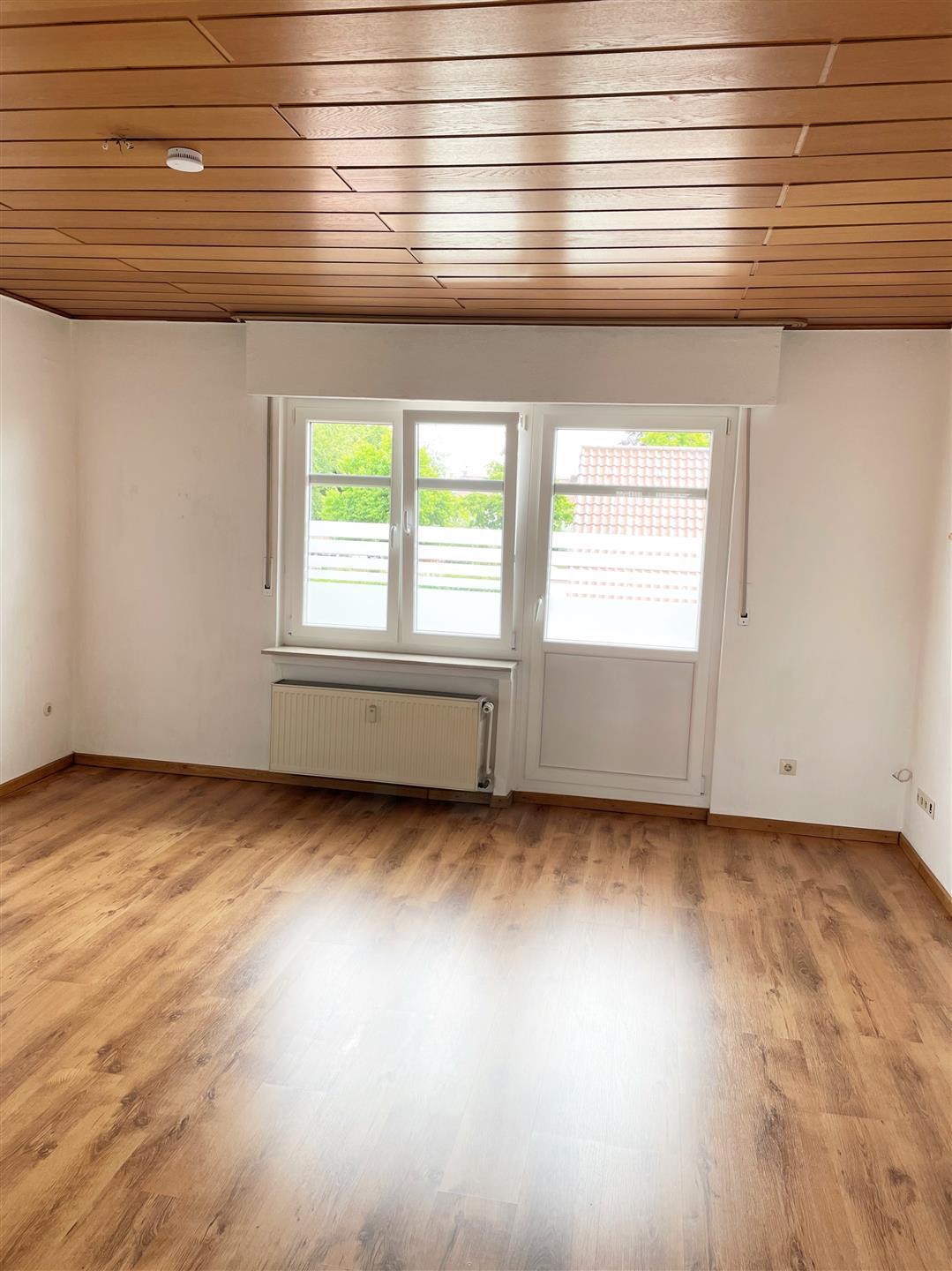 Lichtdurchflutete 3,5-Zimmer-Obergeschosswohnung in Haselünne verfügbar – Haselünne – Vorschaubild 4