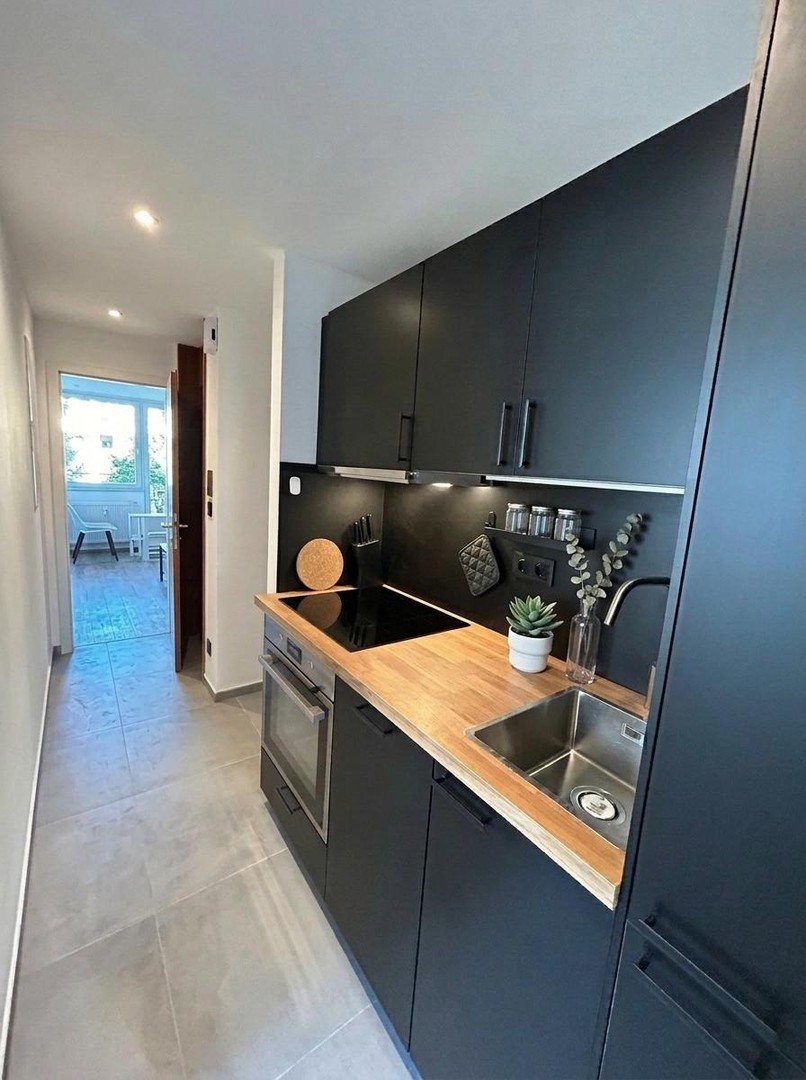 Moderne 4er-WG: renovierte Zimmer (10–13 m²) – sofort verfügbar – inkl. TV, WaMa & SpüMa – München – Vorschaubild 3