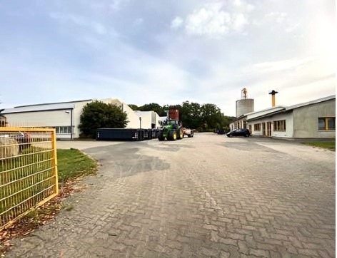 Lager-/Produktionshallen mit Ausstellungs-/Verwaltungsgebäude sowie landw. Flächen auf ca. 46.000 m² – Waren (Müritz) / Alt Falkenhagen – Vorschaubild 6