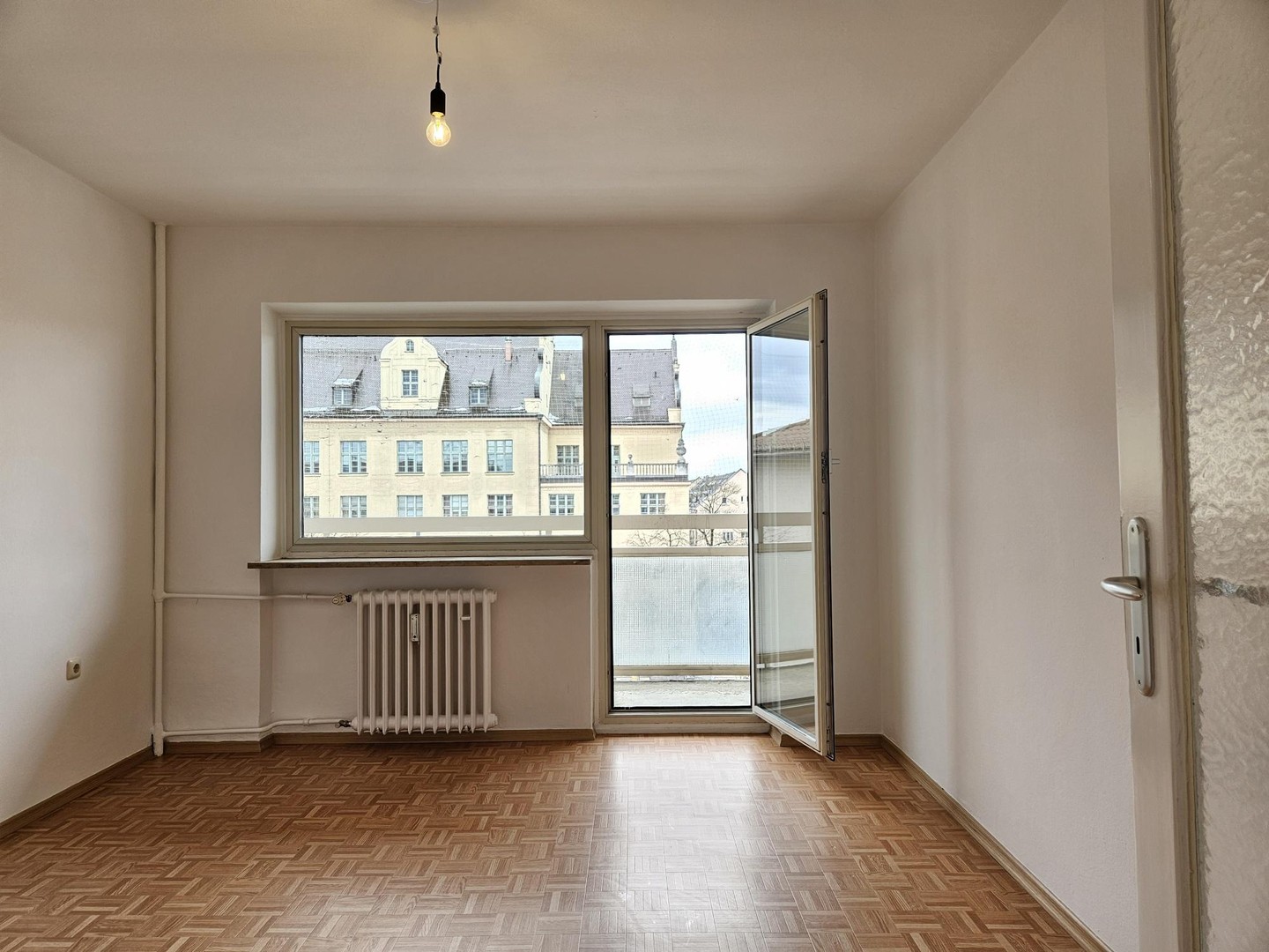 Laim: 2-Zimmer-Wohnung in zentraler Lage – München – Vorschaubild 2