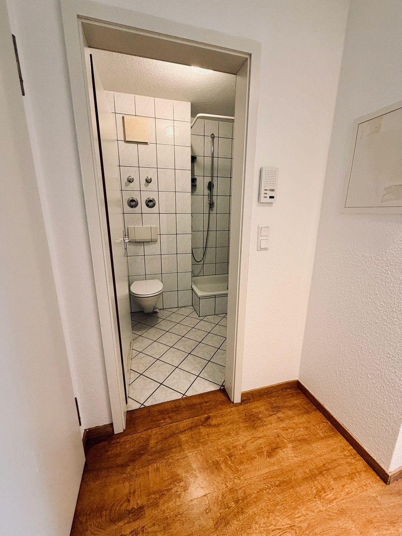 Möbliertes Apartment mit Balkon und Aufzug – Fürth – Vorschaubild 11
