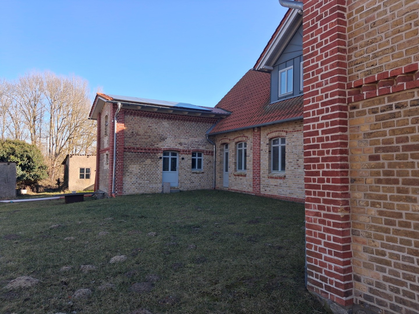 Außergewöhnliches Wohnhaus in freier Natur – Behren-Lübchin – Vorschaubild 3