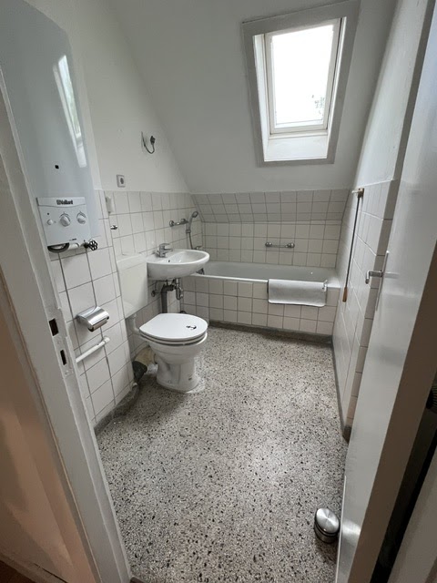 Ruhiges Wohnen - 2 Zimmerdachgeschosswohnung sucht Nachmieter! – Nortorf – Vorschaubild 5