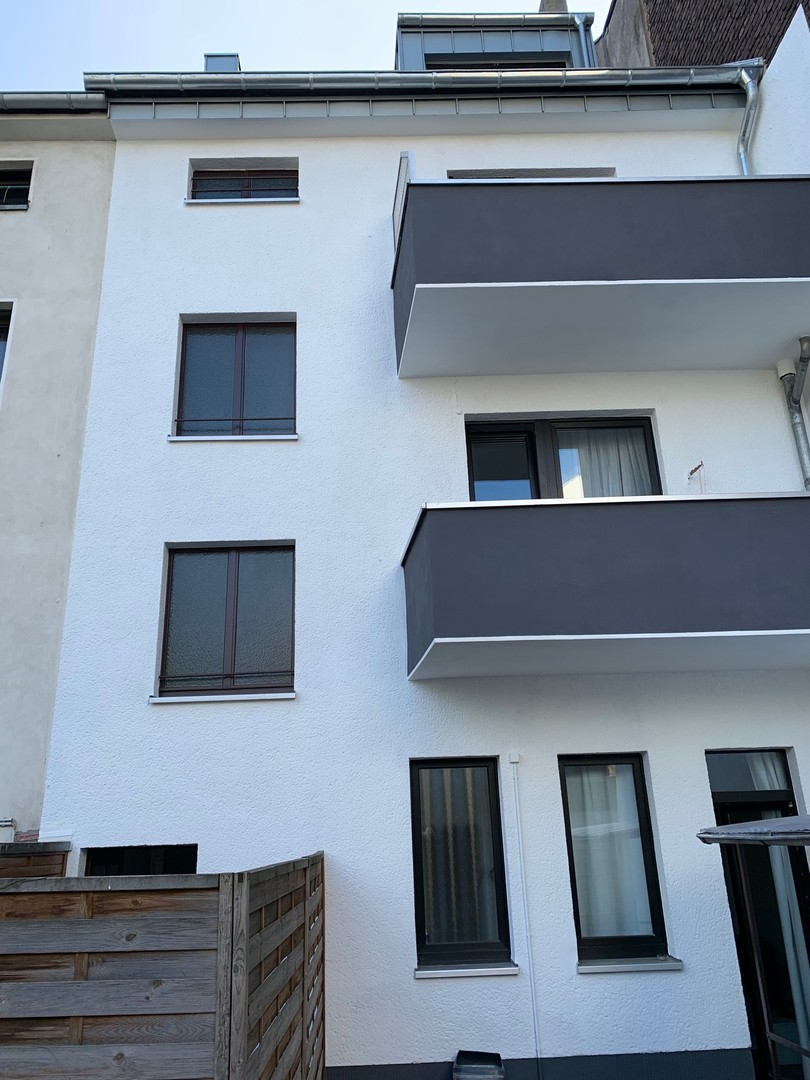 PROVISIONSFREIES MFH in Köln-Mülheim | 4 WE | teilmodernisiert | Ausbaupotenzial | Sofort entmietbar – Köln – Vorschaubild 3