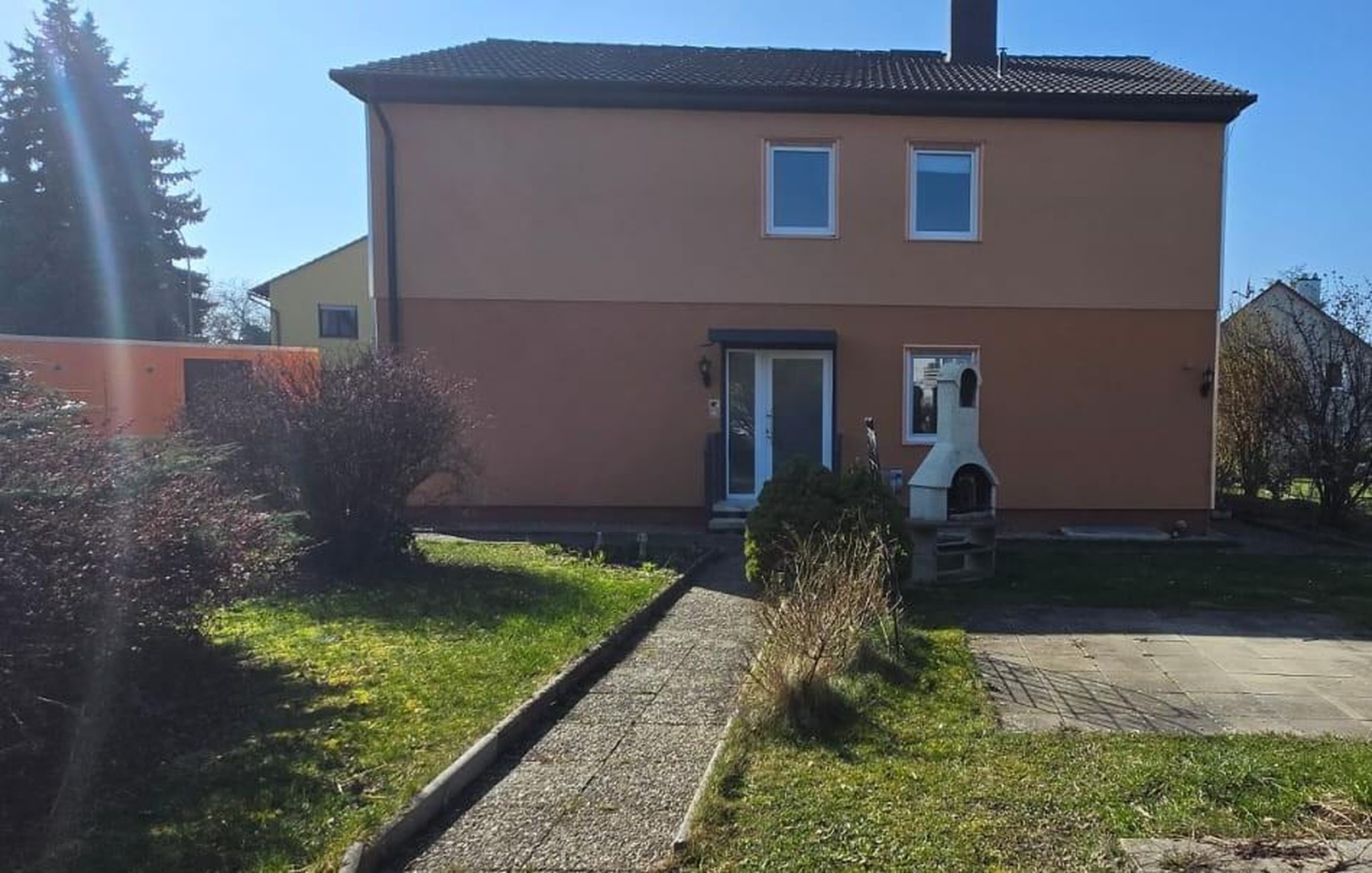 Helle 3-Zimmer-Wohnung mit Balkon & Garten