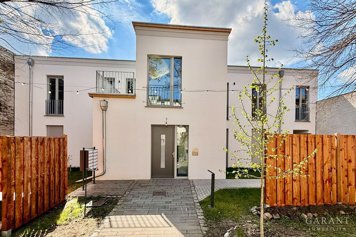 Zentral gelegenes Mehrfamilienhaus in Potsdam Babelsberg!