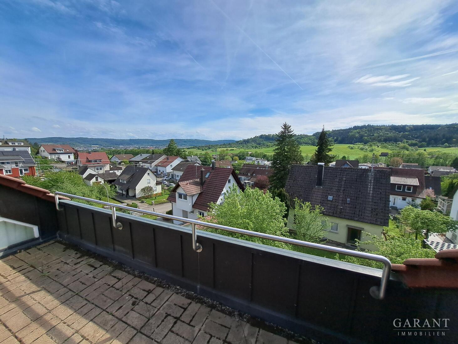 Ortsrandlage - ruhiges Wohngebiet - großer Garten! – Schorndorf – Vorschaubild 2
