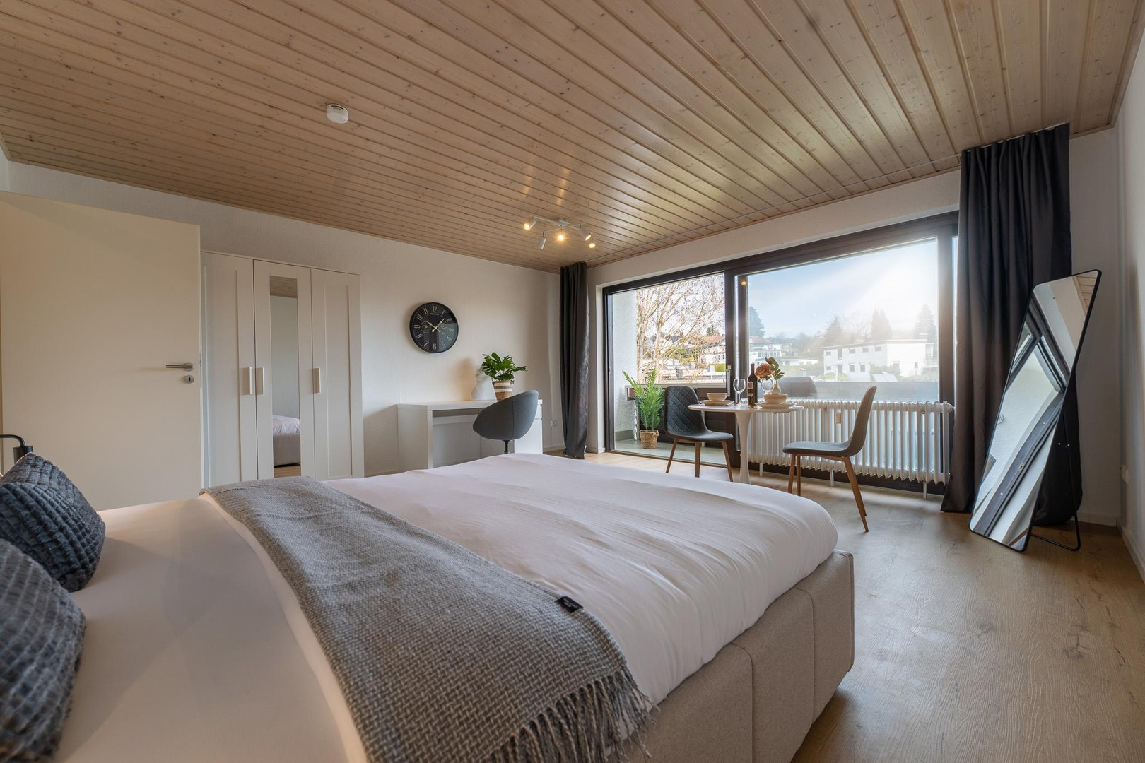 Möblierte & NEU renovierte Wohnung mit Balkon und Aufzug in Passau-Grubweg – Passau – Vorschaubild 6