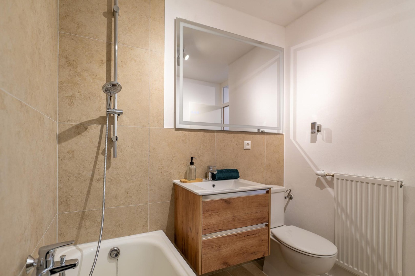 Möblierte & NEU renovierte Wohnung mit Balkon und Aufzug in Passau-Grubweg – Passau – Vorschaubild 12