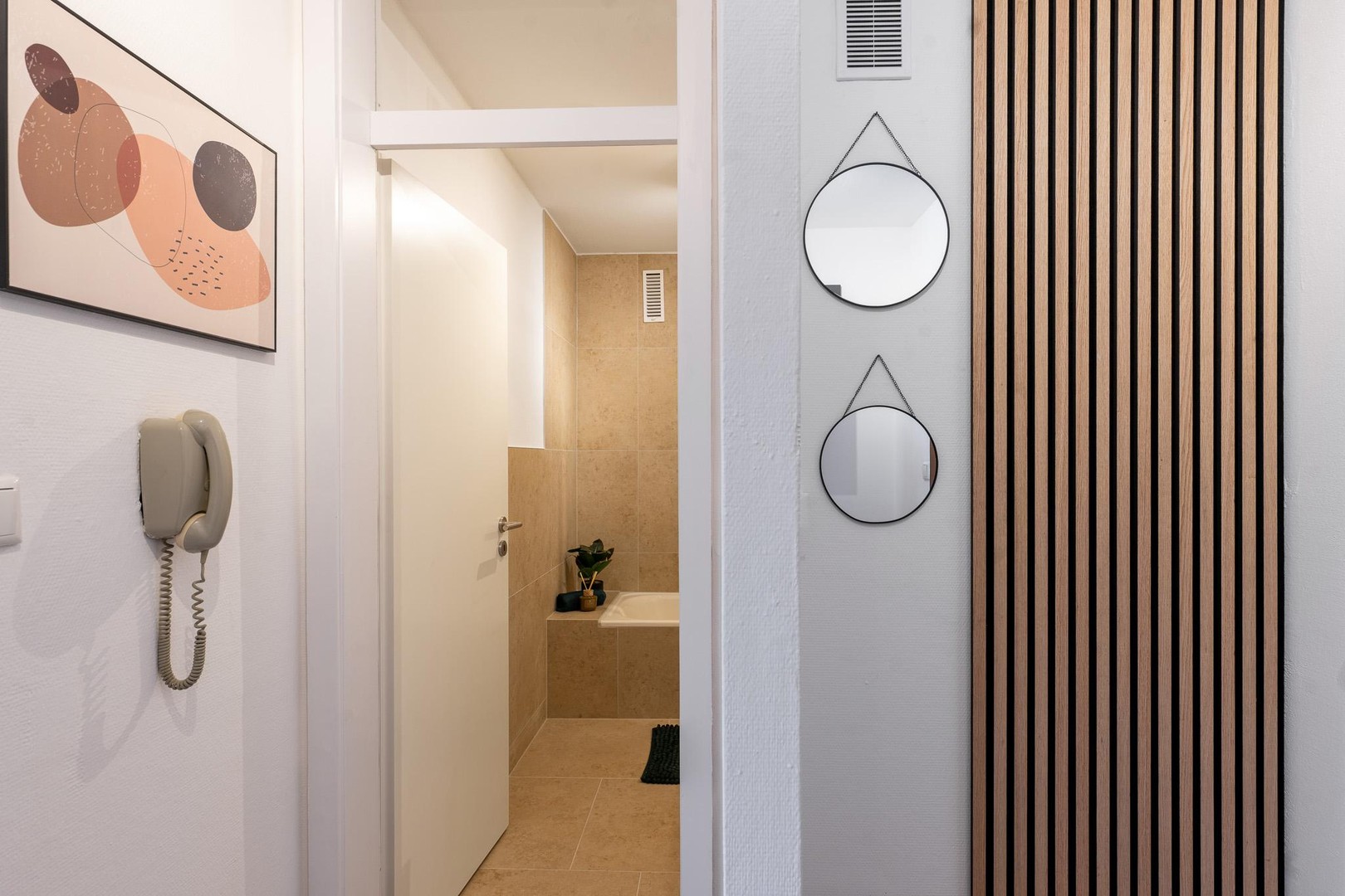 Möblierte & NEU renovierte Wohnung mit Balkon und Aufzug in Passau-Grubweg – Passau – Vorschaubild 13