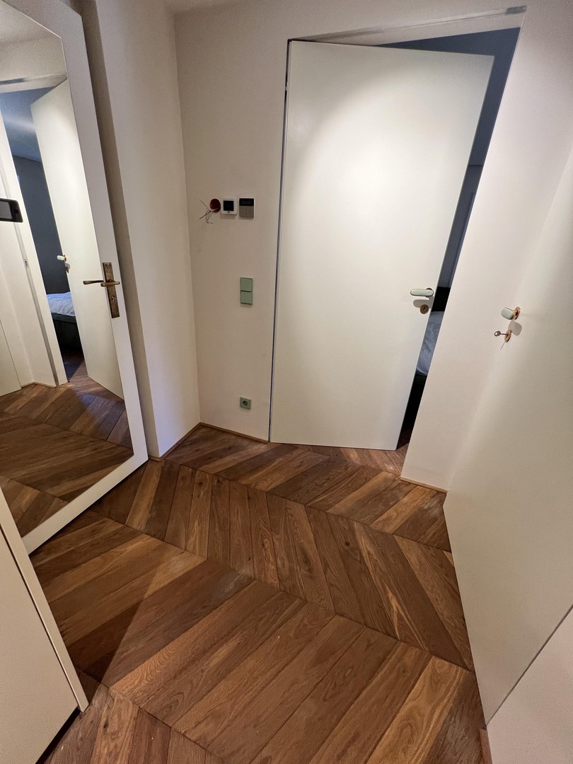 mobliertes luxus WG Zimmer am Olympiapark Schwabing – München – Vorschaubild 13