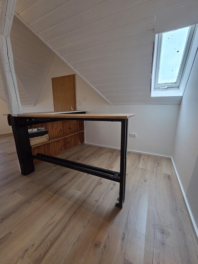 Großzügige, frisch renovierte Maisonette-Wohnung mit 5 Zimmern, 3 Bädern & Balkon – Arnstein – Vorschaubild 8