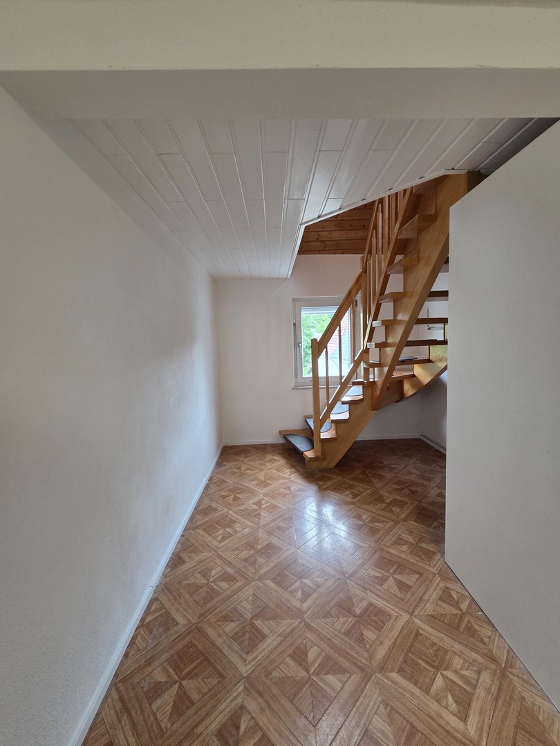 Großzügige, frisch renovierte Maisonette-Wohnung mit 5 Zimmern, 3 Bädern & Balkon – Arnstein – Vorschaubild 20