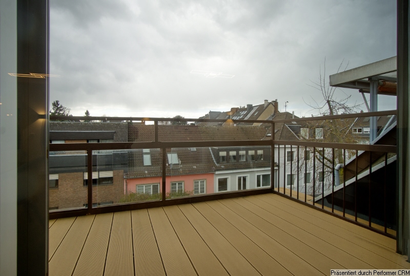Hochwertig ausgestattete Designer-Wohnung mit großem Terrassenbalkon in Düsseldorf Oberkassel. – Düsseldorf – Vorschaubild 4