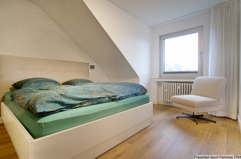 Hochwertig ausgestattete Designer-Wohnung mit großem Terrassenbalkon in Düsseldorf Oberkassel. – Düsseldorf – Vorschaubild 9