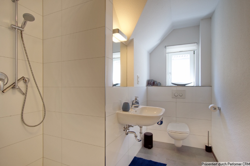 Extremely appealing, modern, furnished one-bedroom apartment with internet access in the Grafenberg area of Düsseldorf, near the Metro wholesaler – Düsseldorf – Vorschaubild 8