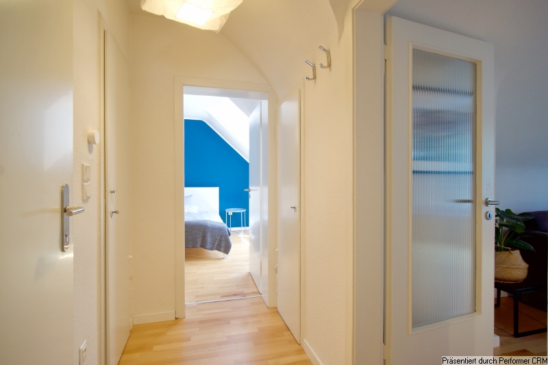 Extremely appealing, modern, furnished one-bedroom apartment with internet access in the Grafenberg area of Düsseldorf, near the Metro wholesaler – Düsseldorf – Vorschaubild 9