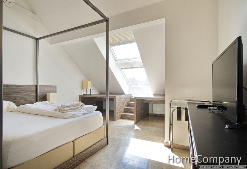 Komplett ausgestattete Maisonette mit Terrassenzugang, in der Nähe der Königsallee in Düsseldorf, Tiefgaragenstellplatz möglich! – Düsseldorf – Vorschaubild 7