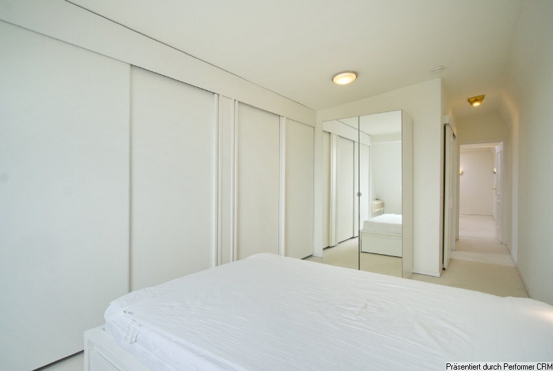 Im Herzen von Düsseldorf Oberkassel: Großzügige, möblierte 2-Zimmer-Wohnung im 5. OG mit Aufzug – Düsseldorf – Vorschaubild 8