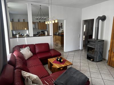 EXKLUSIVER WOHNTRAUM MIT WELLNESS-BAD & KAMIN – Stuttgart Feuerbach – Vorschaubild 2