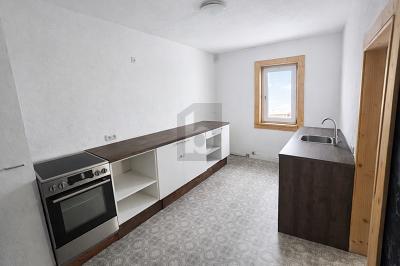 IDYLLISCH MIT VIEL PLATZ, KAMIN UND TOLLEM GARTEN – Neuhaus am Rennweg – Vorschaubild 4