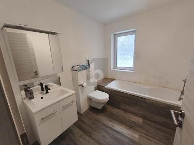 IDYLLISCH MIT VIEL PLATZ, KAMIN UND TOLLEM GARTEN – Neuhaus am Rennweg – Vorschaubild 5