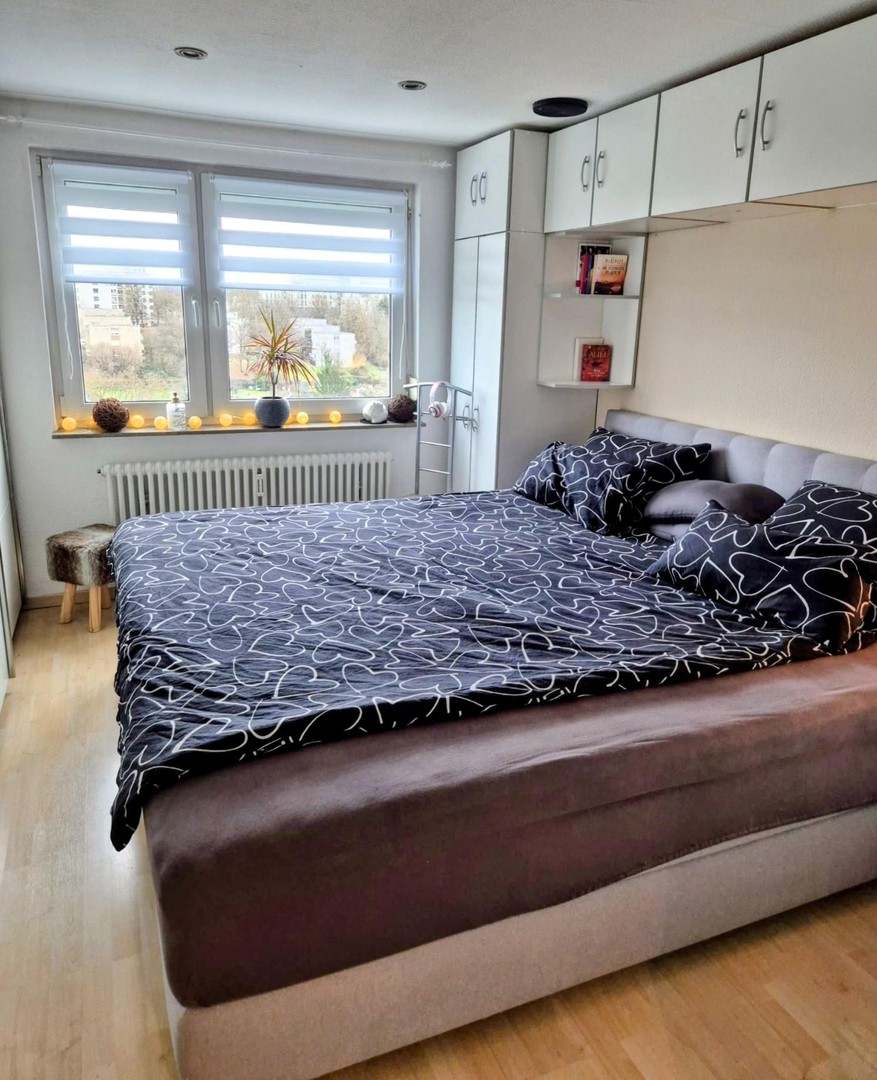 Sofort freie Wohnung mit Balkon, Aufzug & Stellplatz – provisionsfrei – Stuttgart – Vorschaubild 8