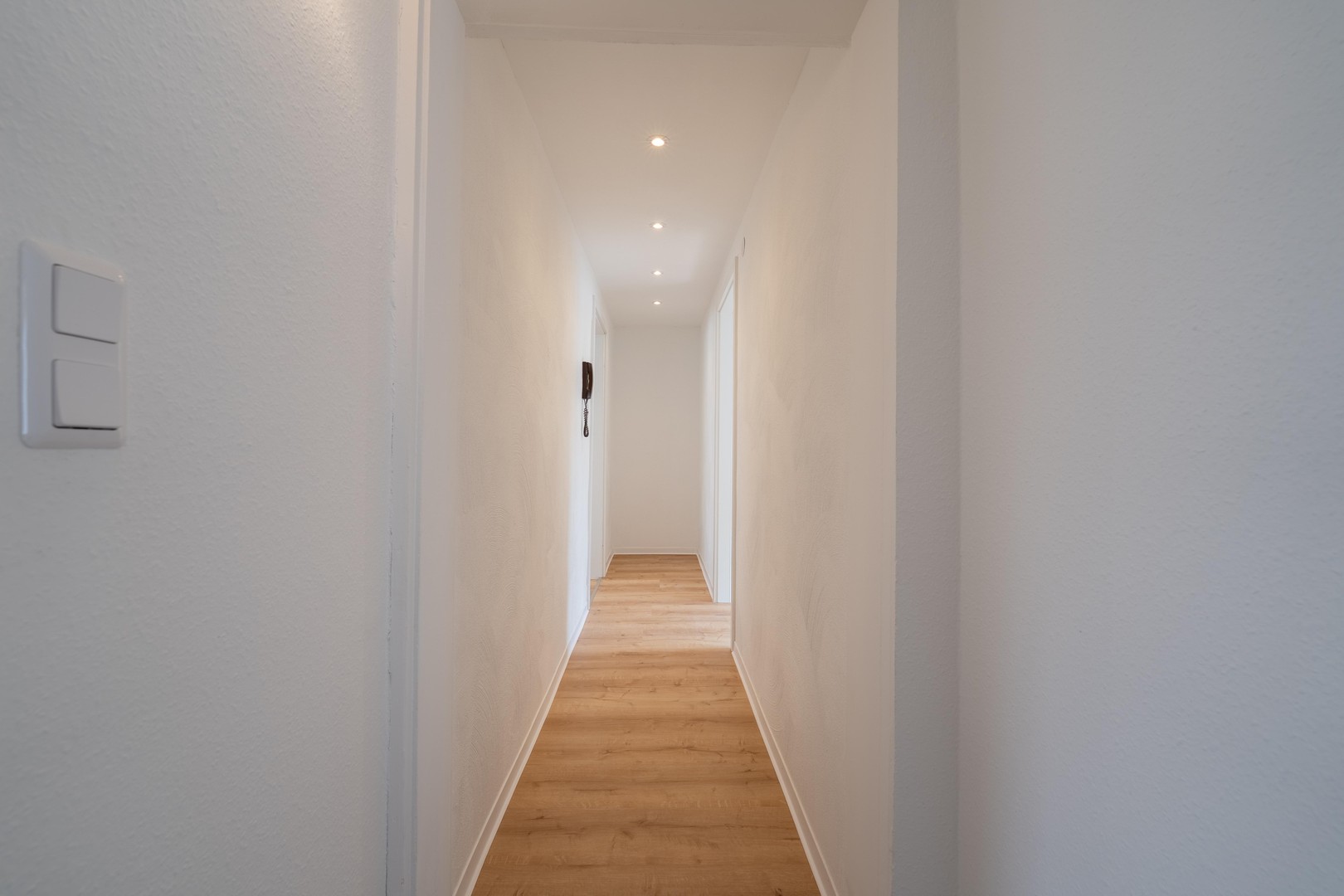 Frisch renoviertes Wohnhaus in zentraler Innenstadtlage in Kirchhain – Kirchhain – Vorschaubild 16