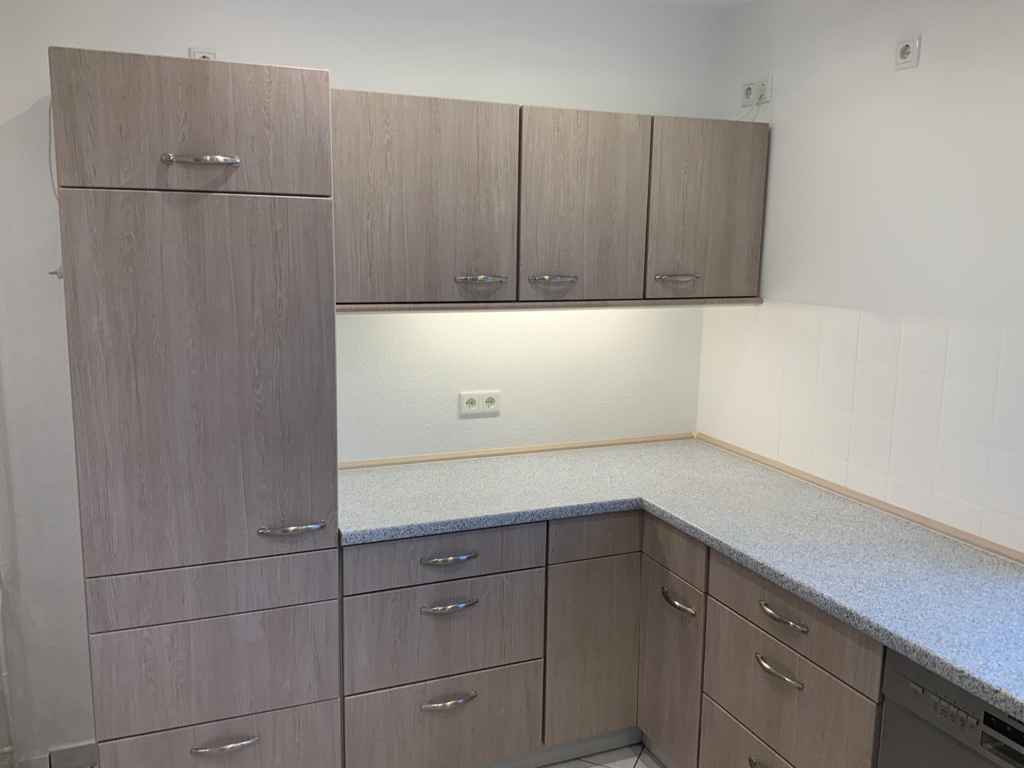 Moderne 3-Zimmer-Wohnung mit großer Wohnküche und Loggia in Büdelsdorf – Büdelsdorf – Vorschaubild 7