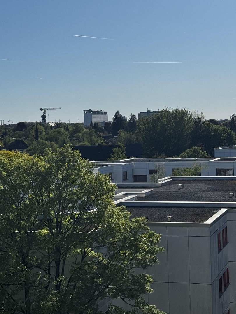 Möblierte 2,5-Zimmer Wohnung im 6. OG mit Balkon in München-Hadern – München – Vorschaubild 12