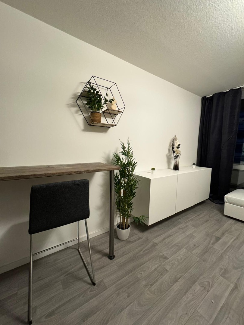 kernsaniertes 1-Zimmer-Apartment – München – Vorschaubild 7