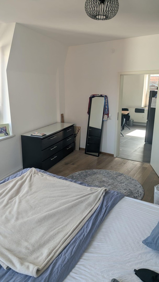 Sehr schöne 2-Zi-Wohnung, Wohnküche, St. Peter, 65 qm, renoviert, WG-tauglich – Nürnberg – Vorschaubild 8
