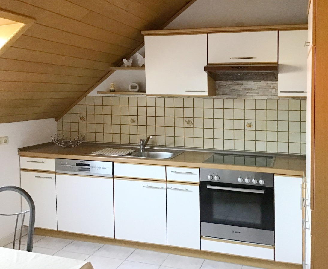 Dachgeschosswohnung in Ebensfeld zu vermieten. – Ebensfeld – Vorschaubild 5