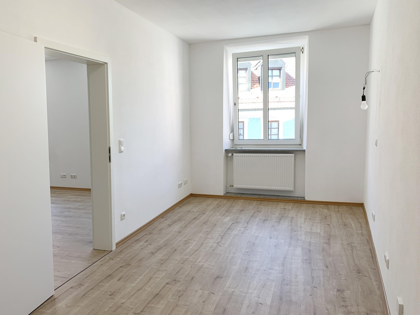 Schöne renovierte 3-Zimmer Altbauwohnung in Straubing (Kernstadt) – Straubung – Vorschaubild 11