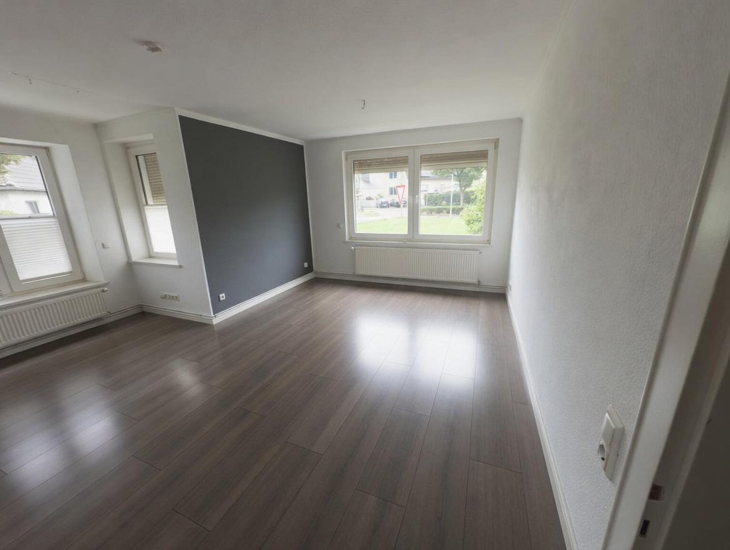 Familienfreunliche 4-Zimmer Wohnung im Erdgeschoss in Hildesheim - Himmelsthür