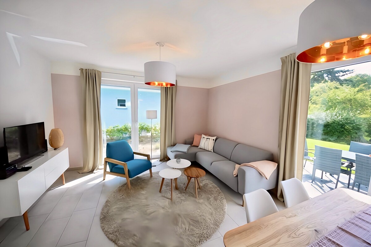 HORN IMMOBILIEN ++ tolles Ferienhaus in Röbel an der Müritz mit zwei Ferienwohnungen – Röbel/Müritz – Vorschaubild 4
