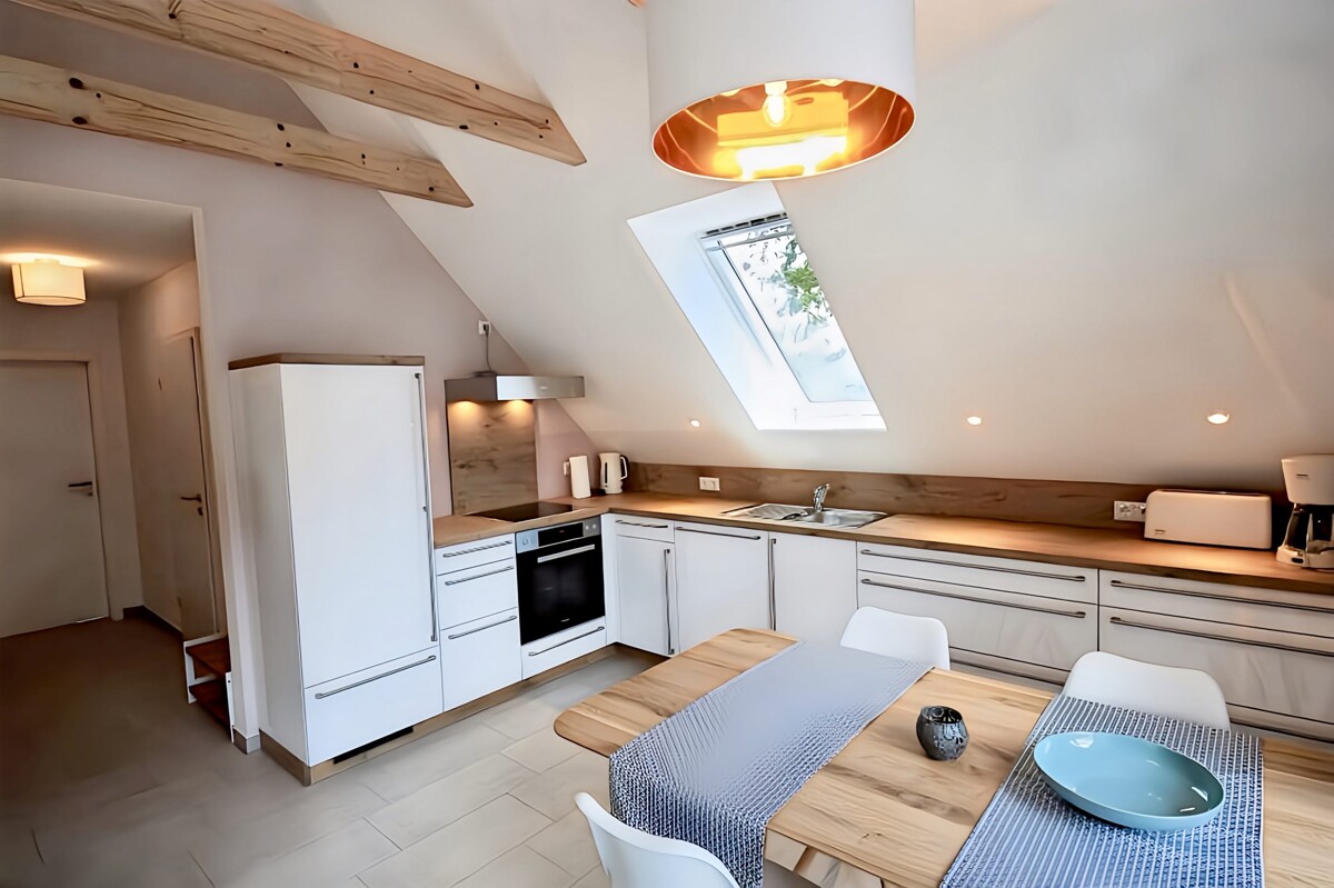 HORN IMMOBILIEN ++ tolles Ferienhaus in Röbel an der Müritz mit zwei Ferienwohnungen – Röbel/Müritz – Vorschaubild 7