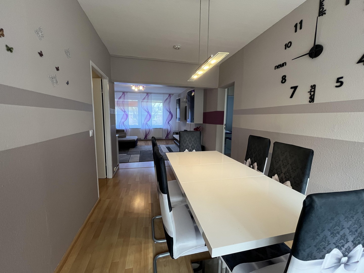 Vollmöblierte 4-Zimmer-Wohnung mit zwei Balkonen und Gäste WC – Hannover – Vorschaubild 8