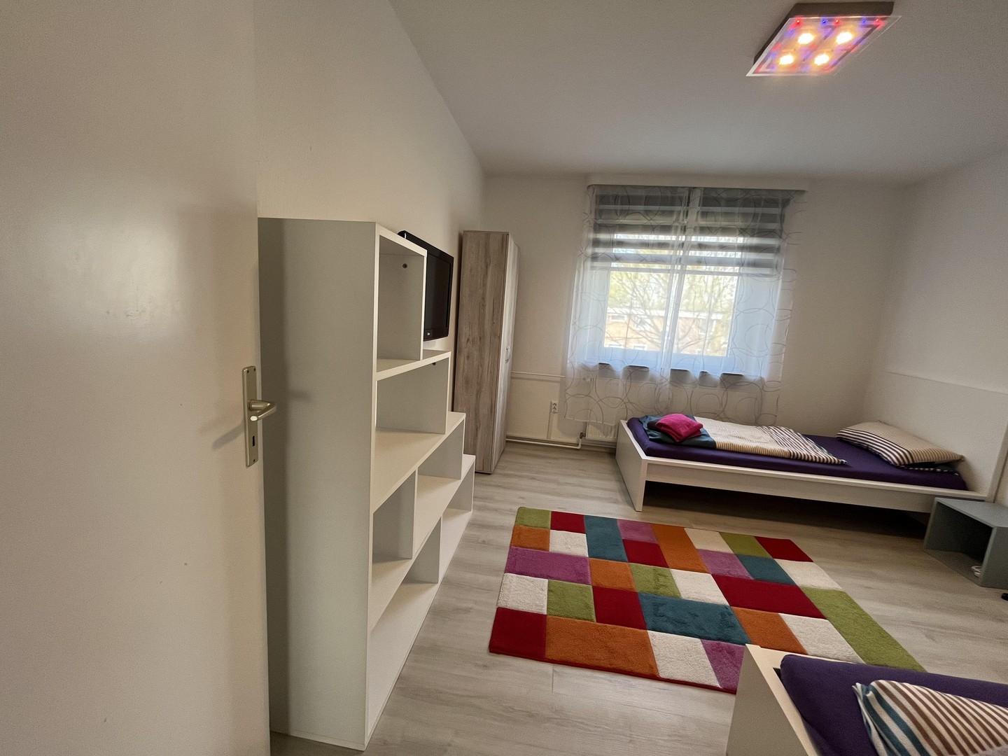 Vollmöblierte 4-Zimmer-Wohnung mit zwei Balkonen und Gäste WC – Hannover – Vorschaubild 26
