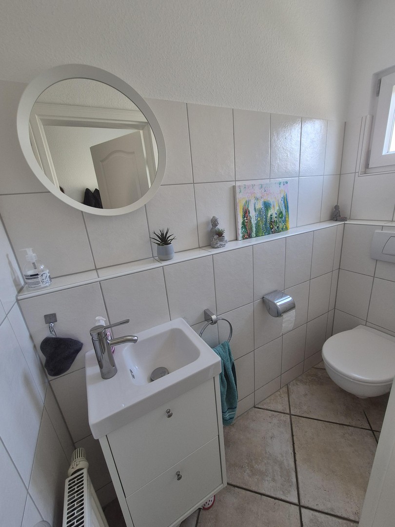 DHH in Ettlingen-Schöllbronn: Einziehen und Wohlfühlen! – Ettlingen – Vorschaubild 2