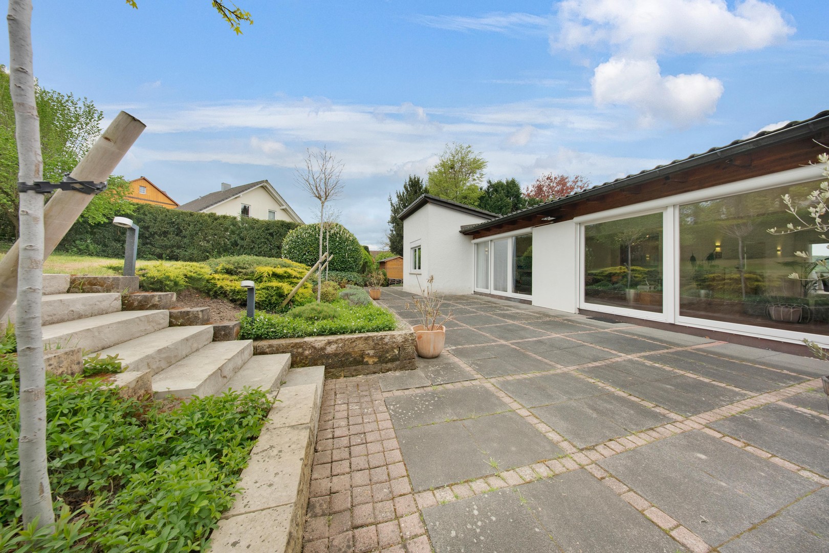 Attraktives Zweifamilienhaus in schöner Lage von Gaggenau mit großem Grundstück – Gaggenau – Vorschaubild 19