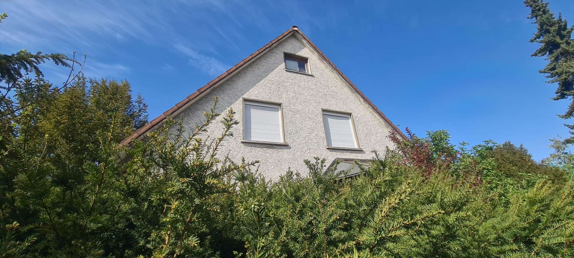 Tolles Lage, Schönes Grundstück, sonnig, renovierungsbedürftig… – Langenau – Vorschaubild 4