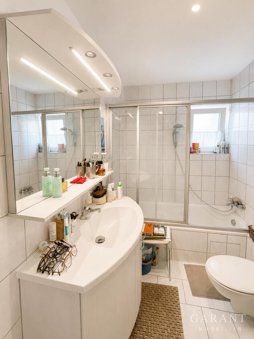 Wohnen im Grünen - Doppelhaushälfte mit idyllischem Grundstück – Augsburg – Vorschaubild 6