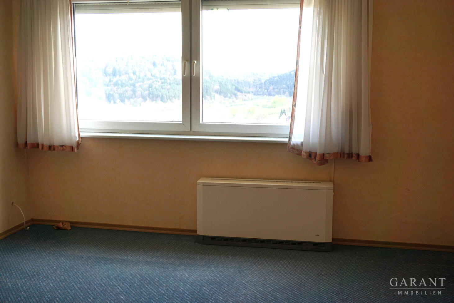 Zweifamilienhaus mit Garten, toller Aussicht und vielseitigen Nutzungsmöglichkeiten in Epfendorf – Epfendorf – Vorschaubild 5